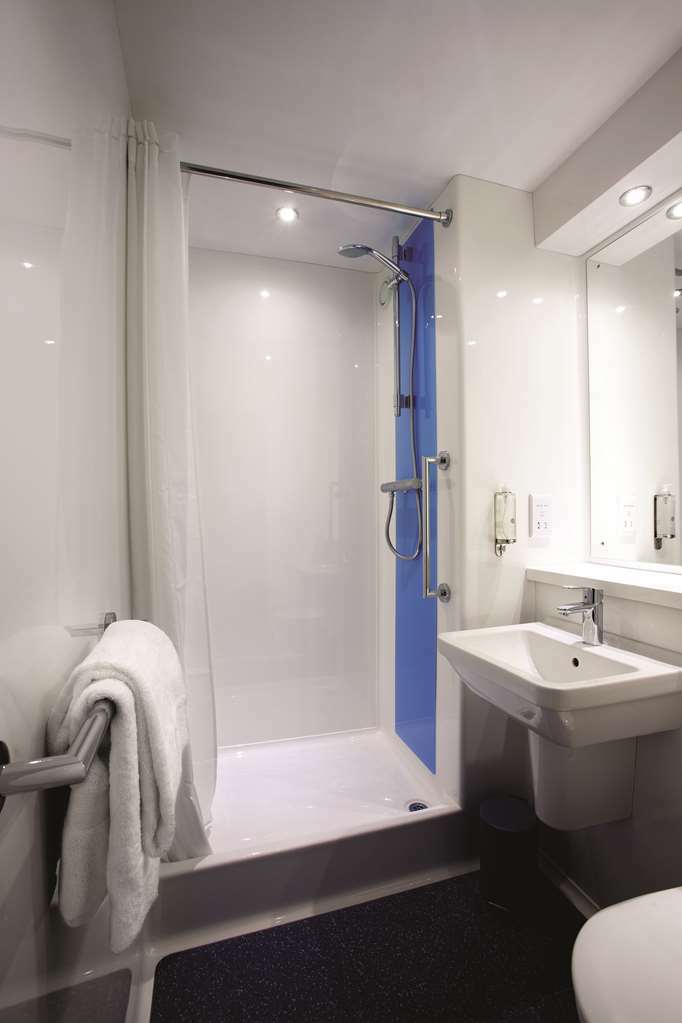 Travelodge Northwich Lostock Gralam 部屋 写真